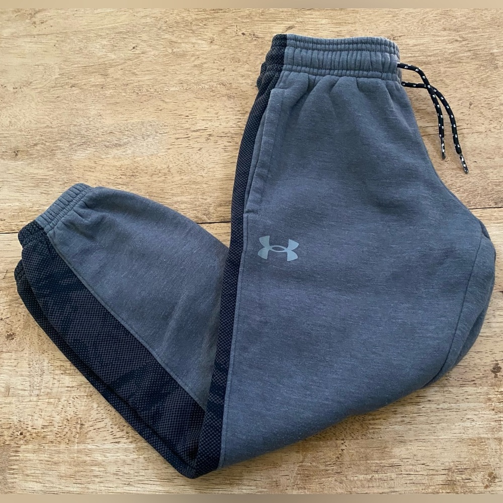 Under Armour Boy’s Sz YS Dark Gray Half Tone Camo‎ Accent Joggers